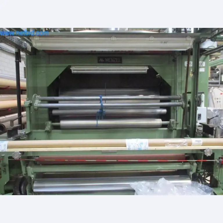 Máquinas para acabamento e fabrico de têxteis-8