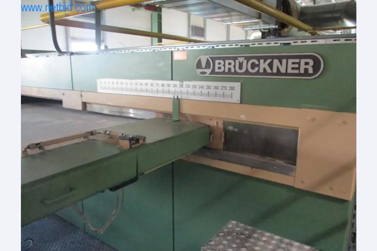 Máquinas para acabamento e fabrico de têxteis-14