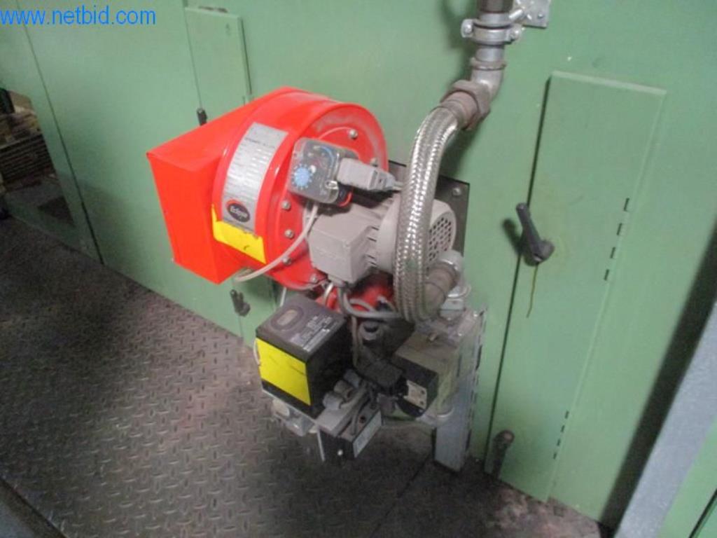 Maschinen zur Veredelung und Herstellung von Textilien-20