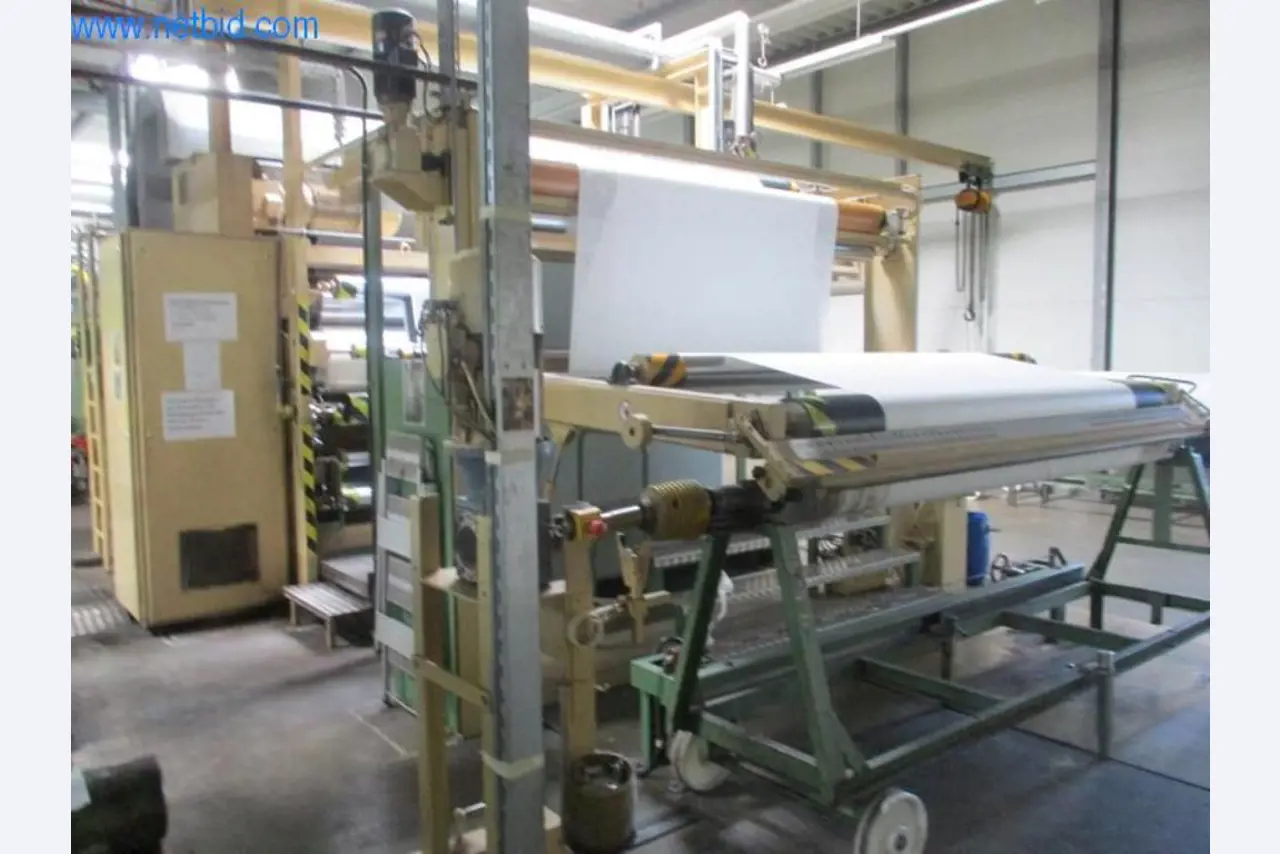 Máquinas para acabamento e fabrico de têxteis-21