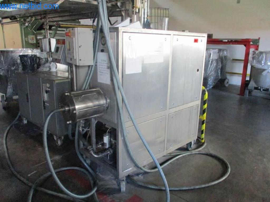 Maschinen zur Veredelung und Herstellung von Textilien-1