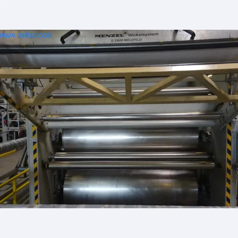 Máquinas para acabamento e fabrico de têxteis-10