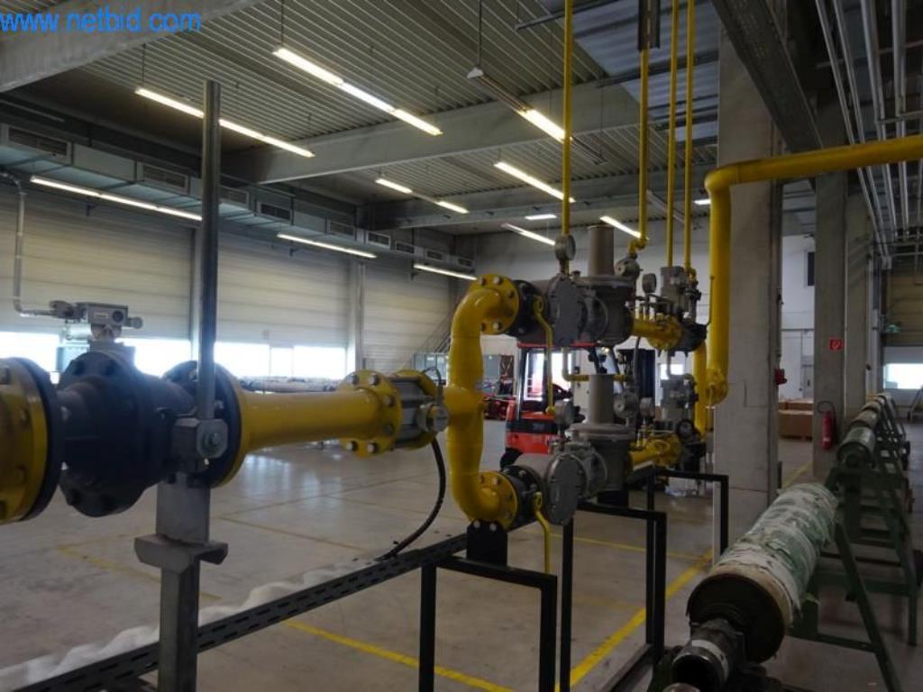 Maschinen zur Veredelung und Herstellung von Textilien-20