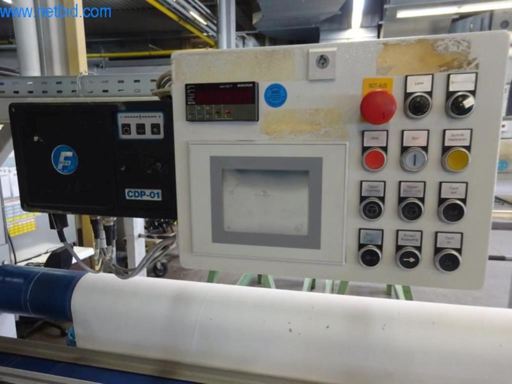 Maschinen zur Veredelung und Herstellung von Textilien-4