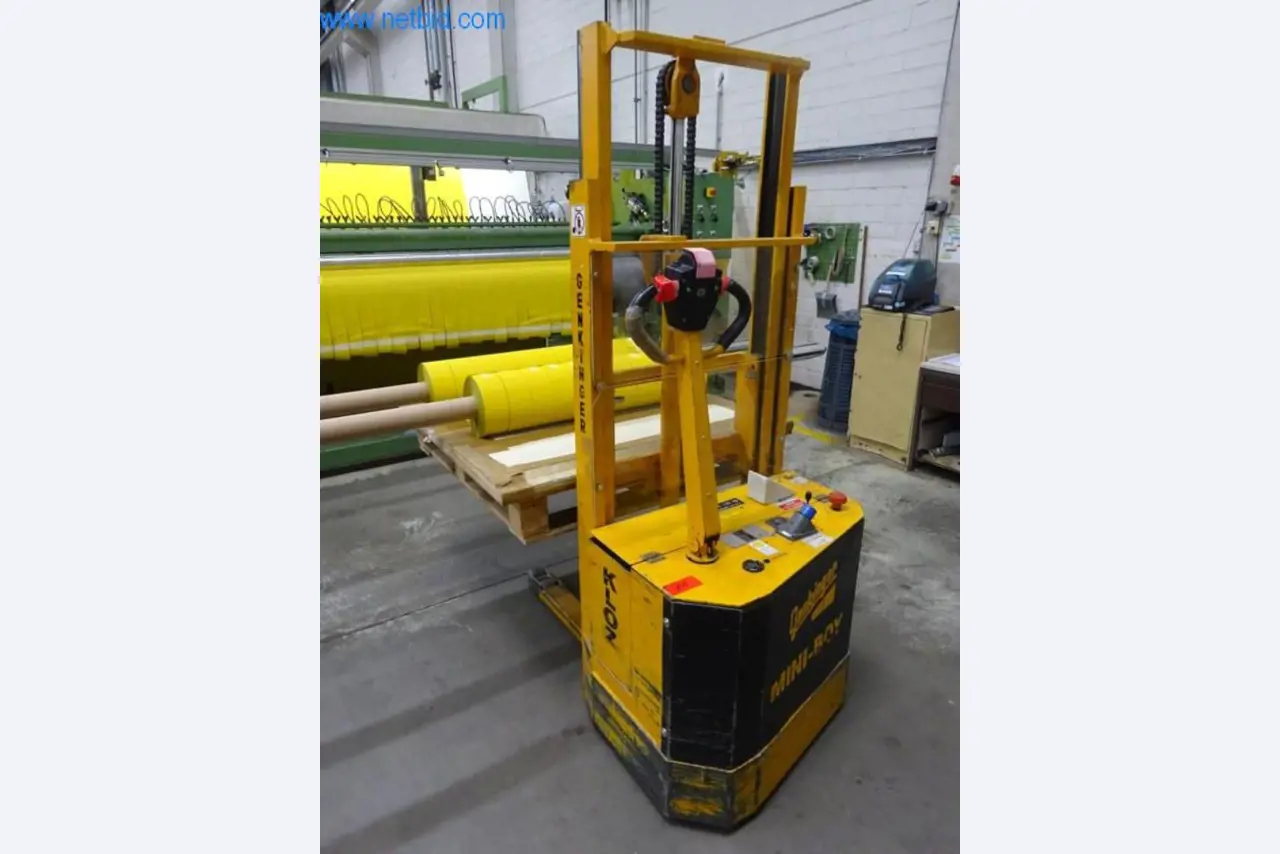 Máquinas para acabamento e fabrico de têxteis-1