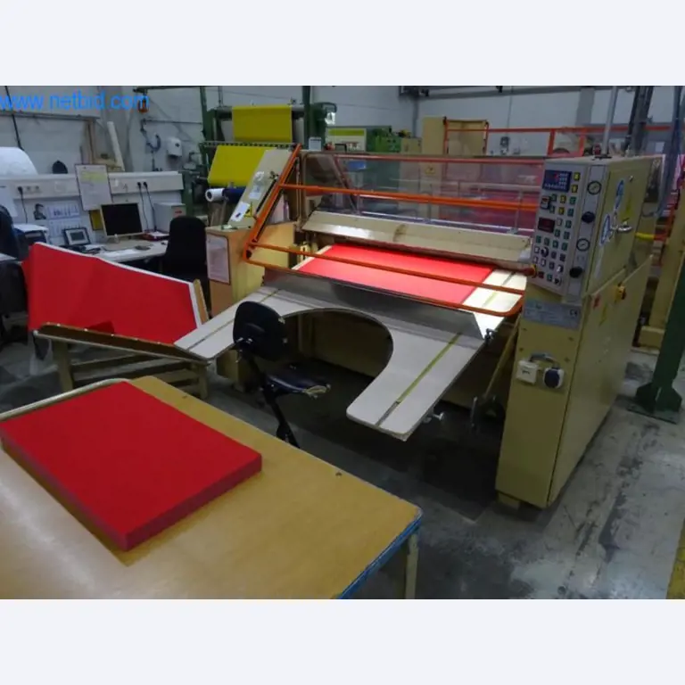 Máquinas para acabamento e fabrico de têxteis-5