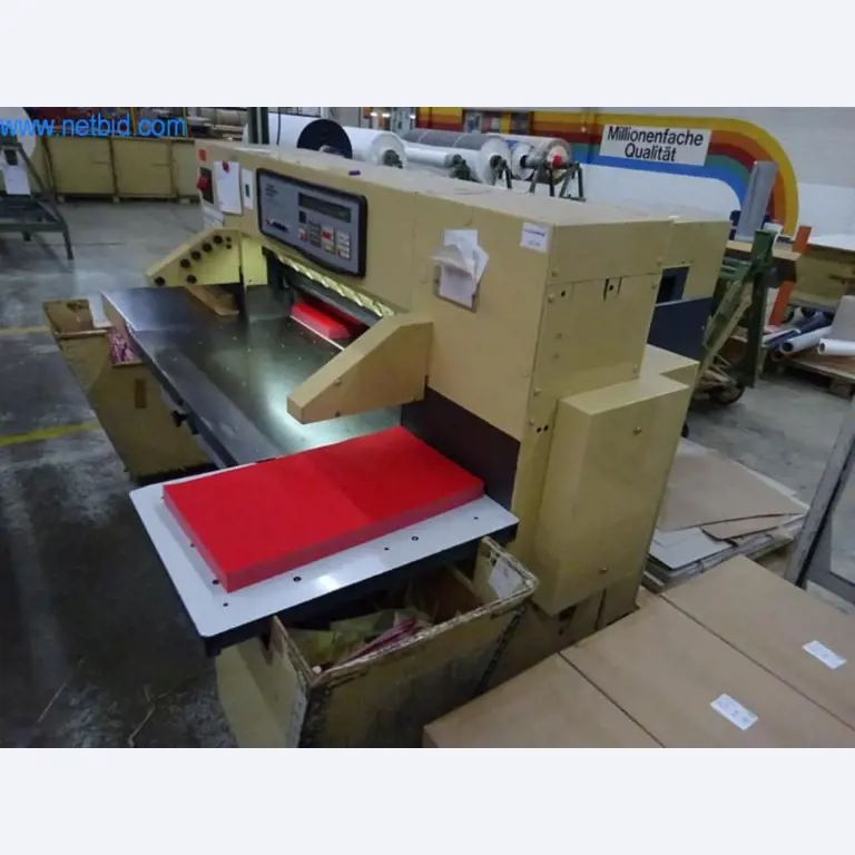 Stroji za dodelavo in proizvodnjo tekstila-3