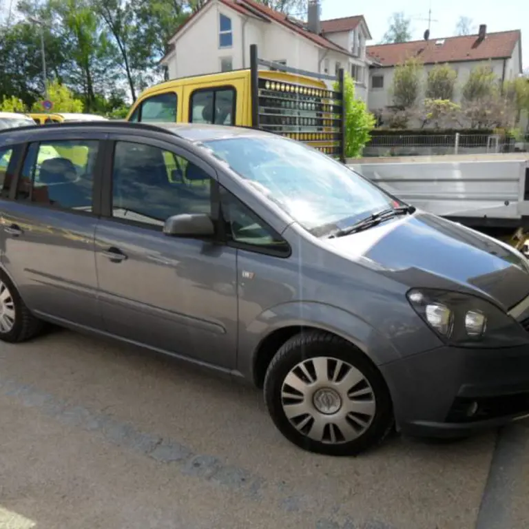 Opel Zafira B Catch Me