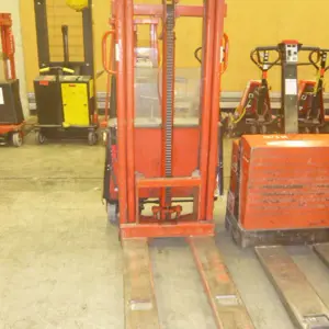 electric forklift BT Lifter BTSV 1000 N/5