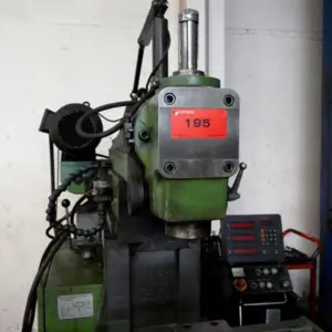 universal drilling / milling machine Deckel FP4M