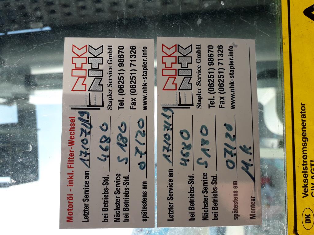 Gepflegte Flurförderfahrzeuge-6