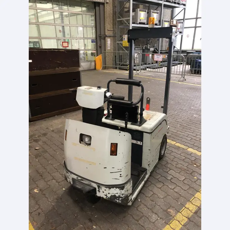 used forklifts and lifting devices-3