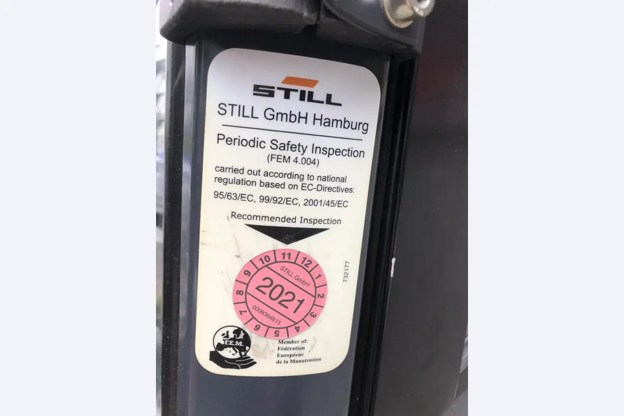 Gepflegte Flurförderfahrzeuge-2