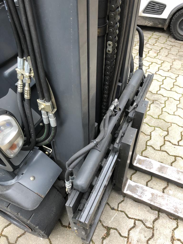 Gepflegte Flurförderfahrzeuge-7