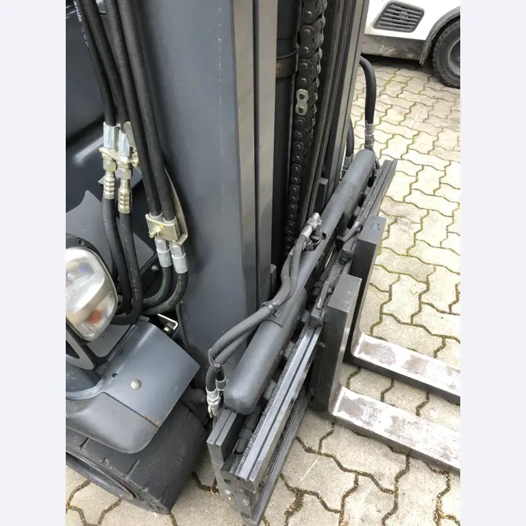 Gepflegte Flurförderfahrzeuge-7