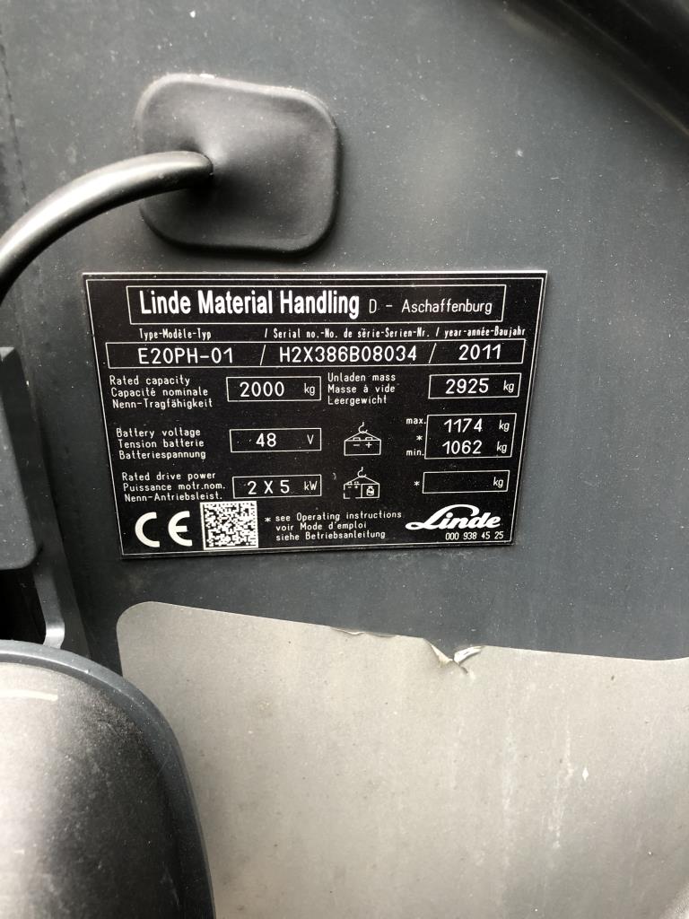 Gepflegte Flurförderfahrzeuge-8