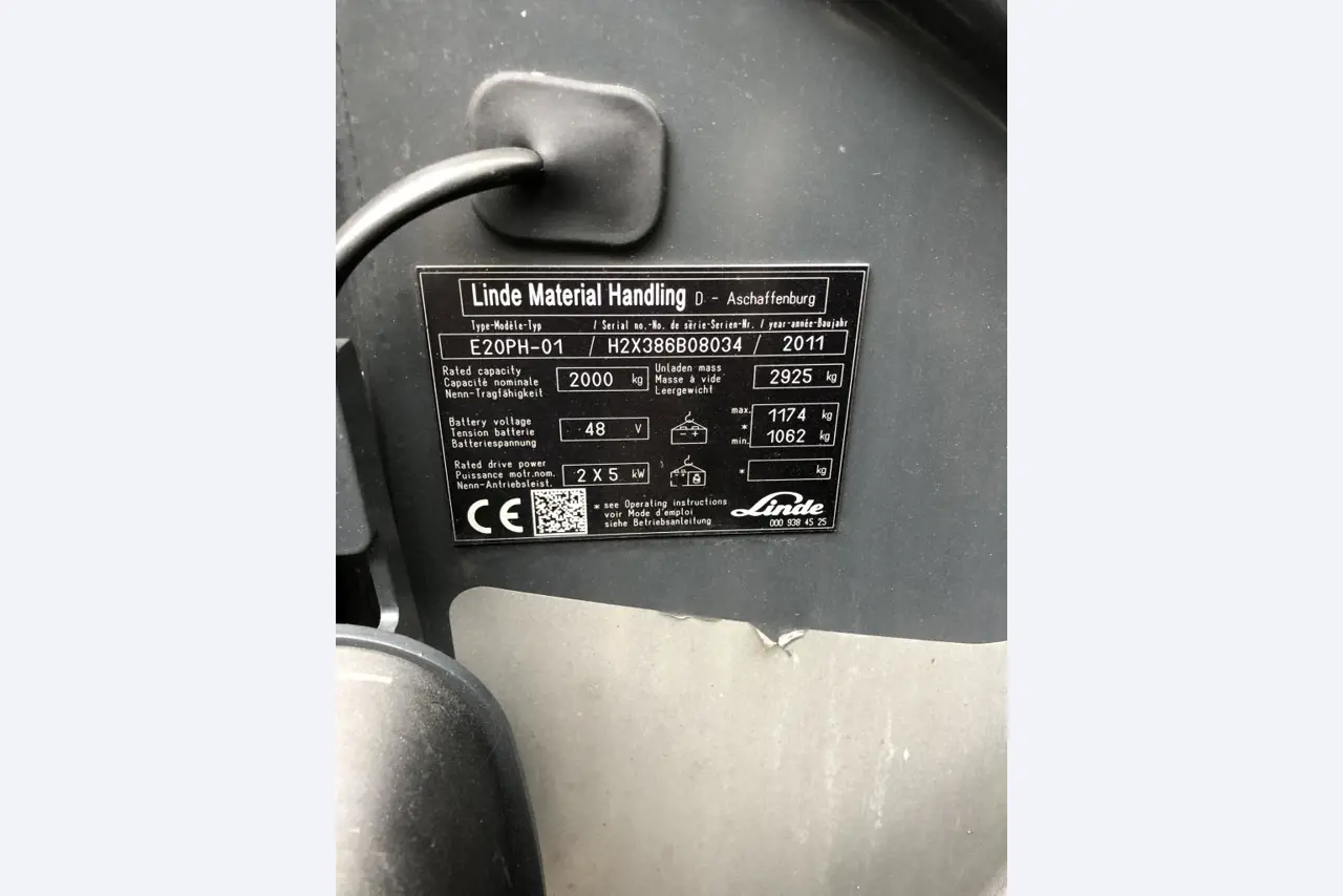 Gepflegte Flurförderfahrzeuge-8