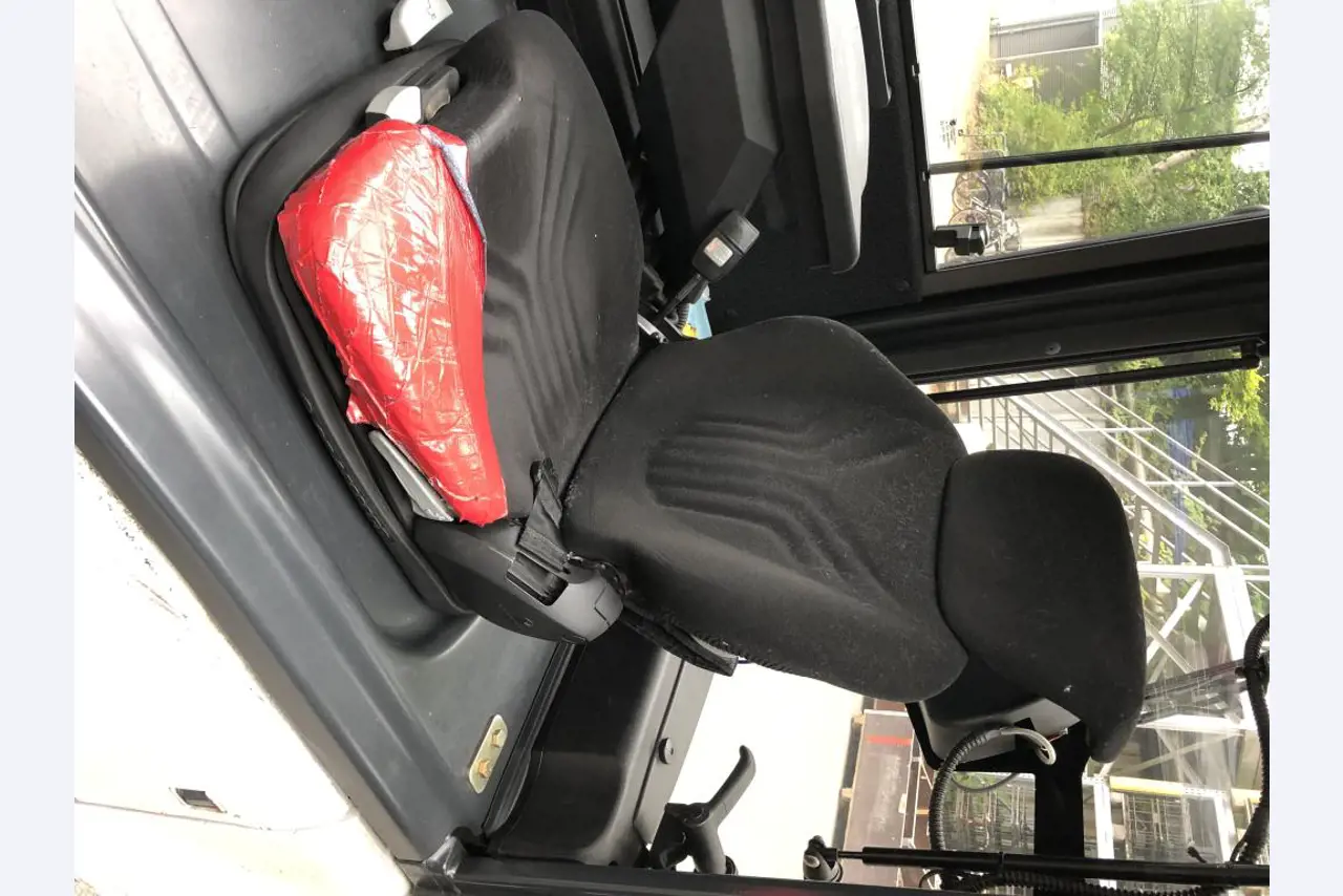 Gepflegte Flurförderfahrzeuge-9