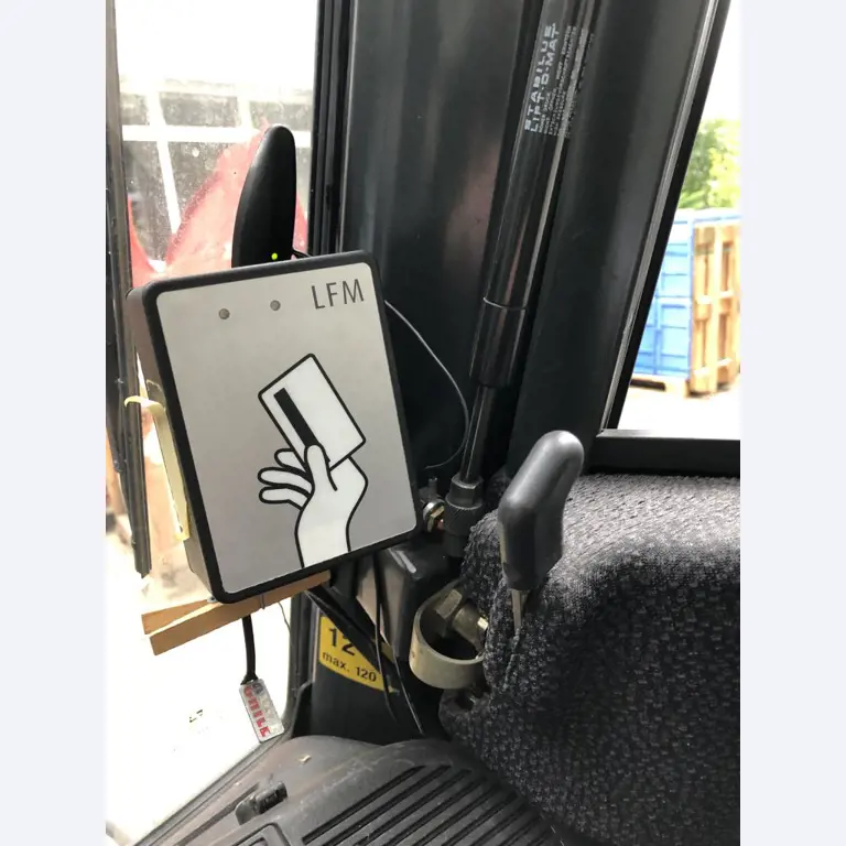 Gepflegte Flurförderfahrzeuge-16