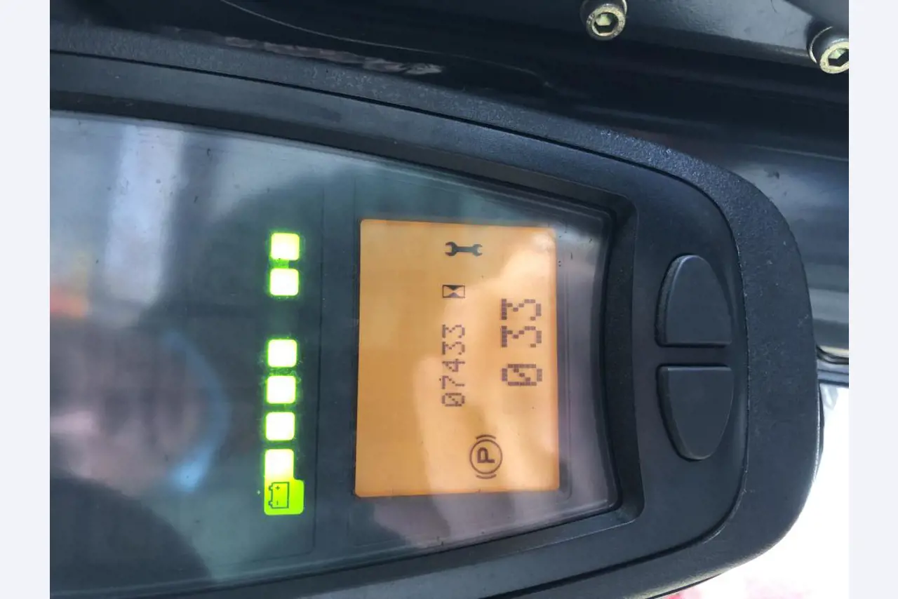 Gepflegte Flurförderfahrzeuge-9