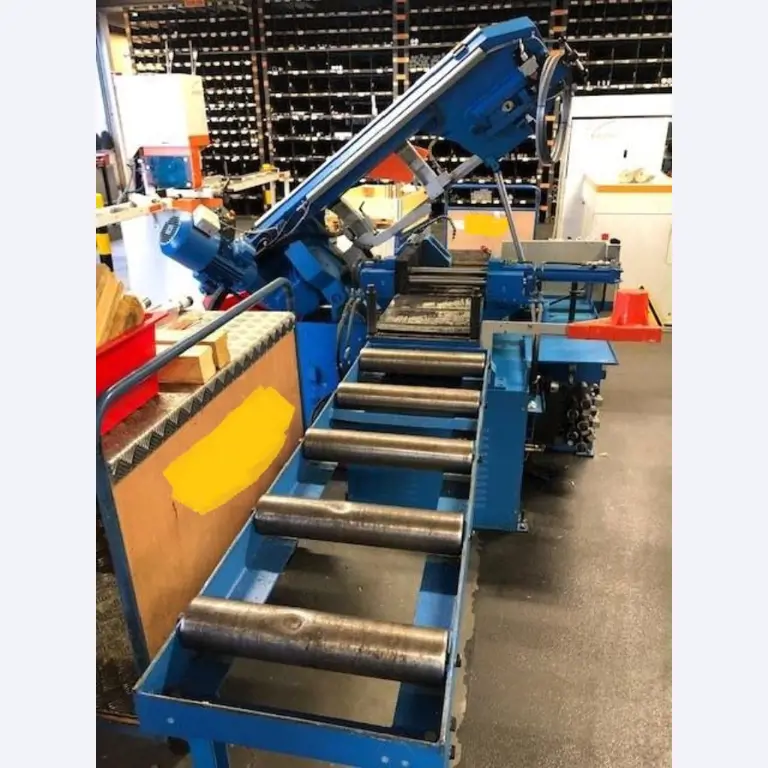 used forklifts and lifting devices-6