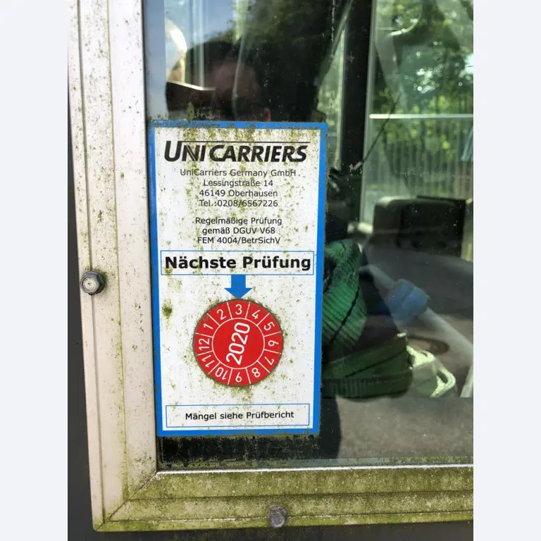 Gepflegte Flurförderfahrzeuge-3