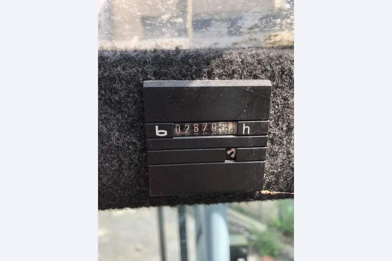 Gepflegte Flurförderfahrzeuge-5