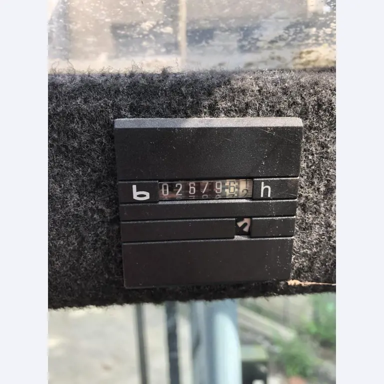 Gepflegte Flurförderfahrzeuge-5