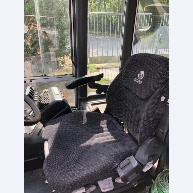 Gepflegte Flurförderfahrzeuge-6