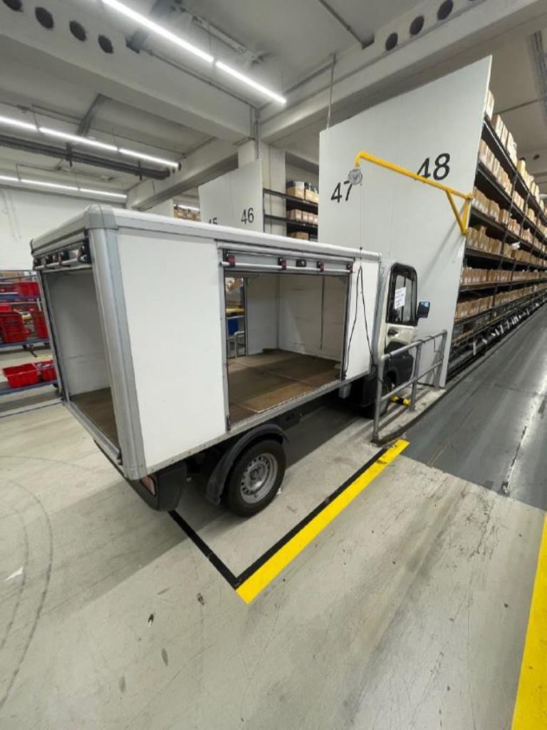 Gepflegte Flurförderfahrzeuge-3