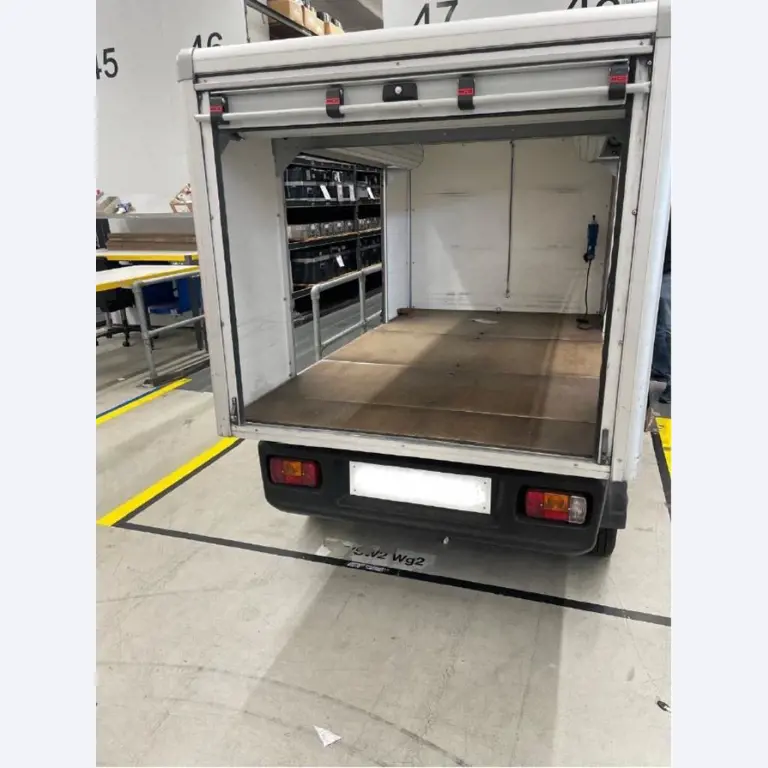 used forklifts and lifting devices-4