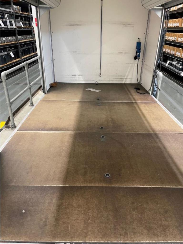 Gepflegte Flurförderfahrzeuge-5