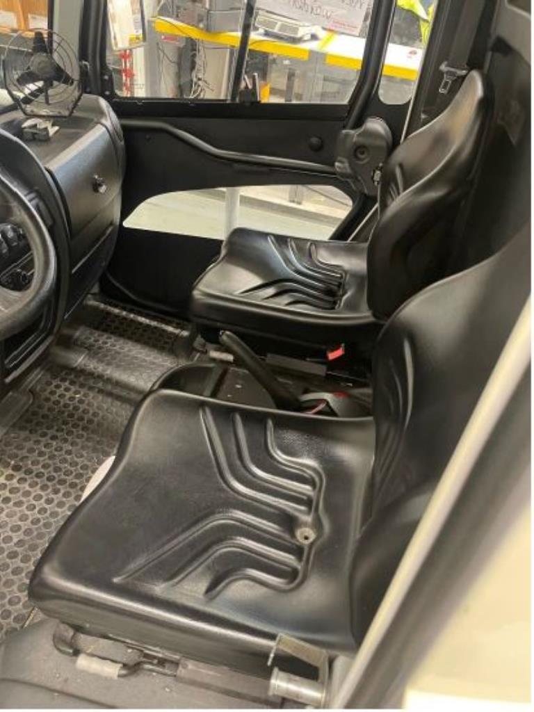 Gepflegte Flurförderfahrzeuge-8