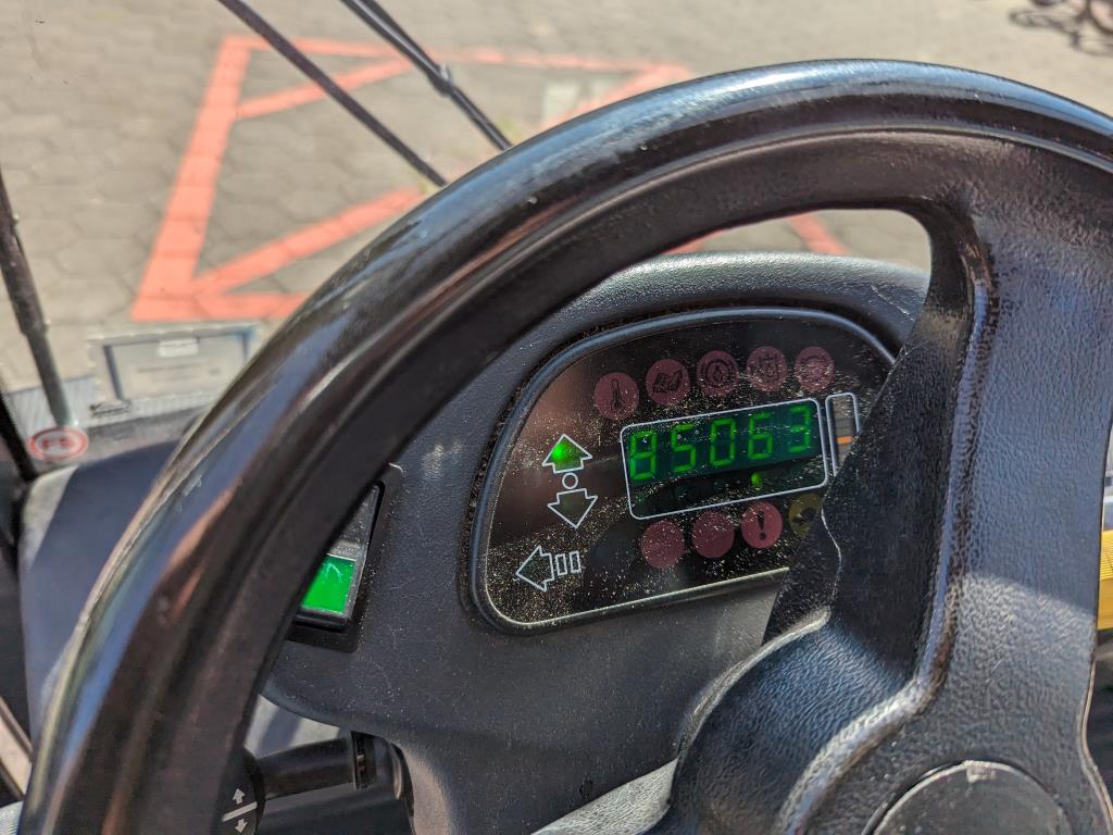 Gepflegte Flurförderfahrzeuge-13