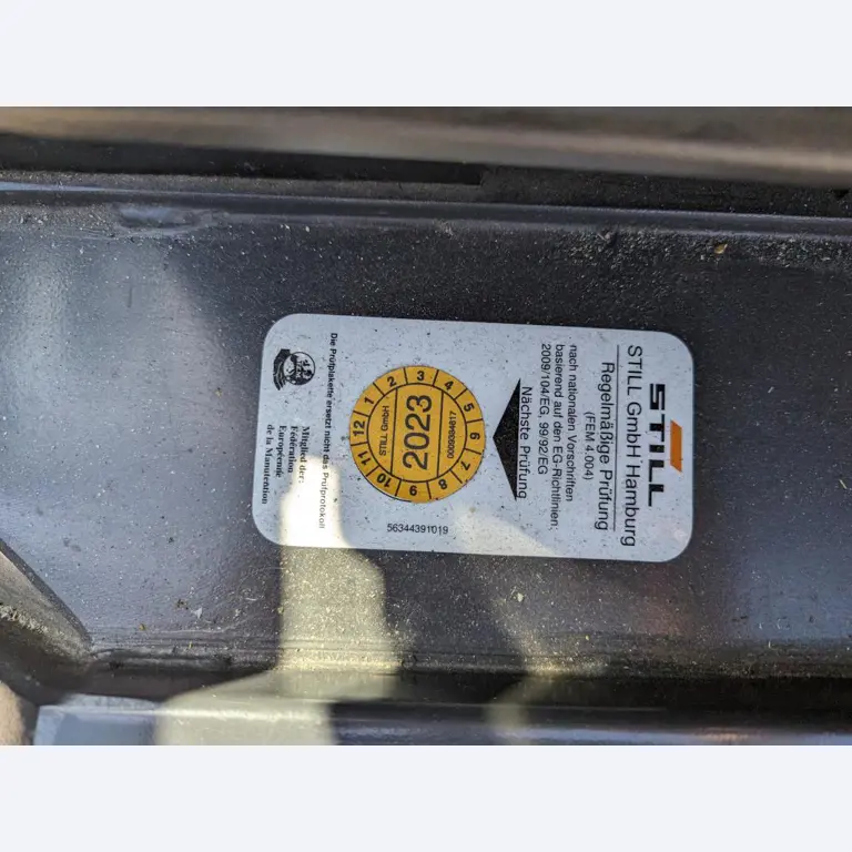 Gepflegte Flurförderfahrzeuge-14