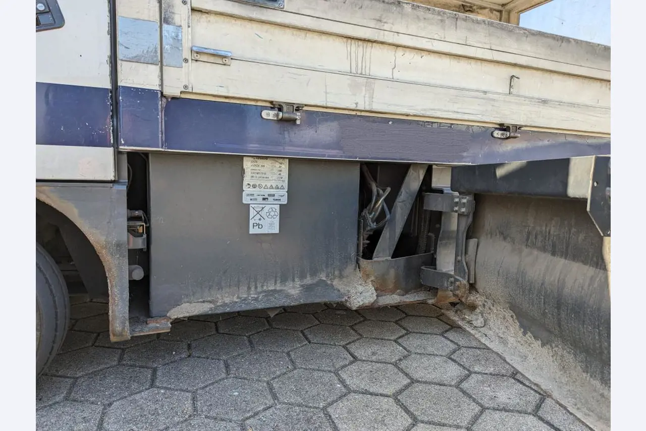 Gepflegte Flurförderfahrzeuge-17