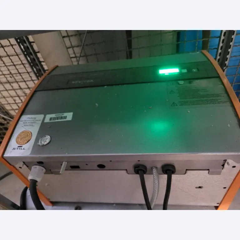 Gepflegte Flurförderfahrzeuge-2