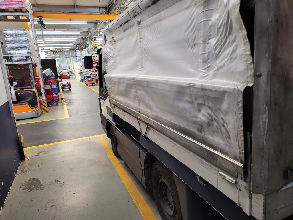 Gepflegte Flurförderfahrzeuge-4