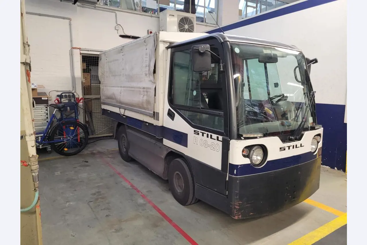 Gepflegte Flurförderfahrzeuge-1