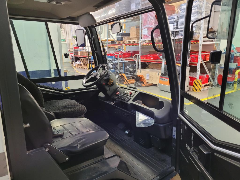 Gepflegte Flurförderfahrzeuge-5
