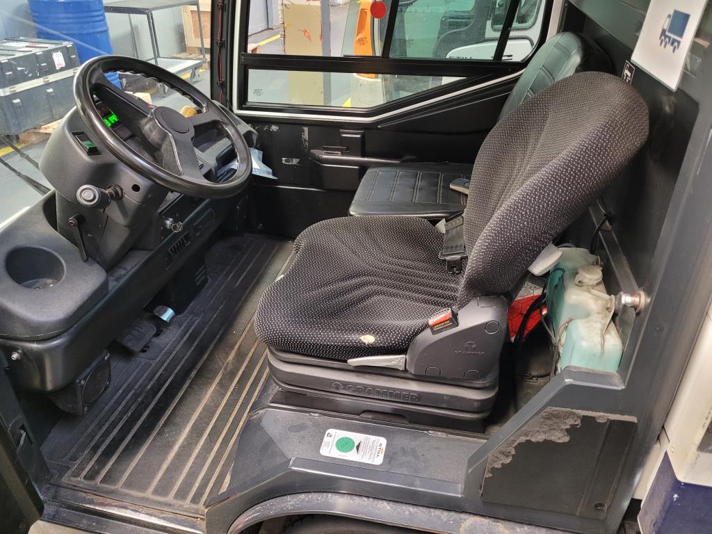 Gepflegte Flurförderfahrzeuge-9