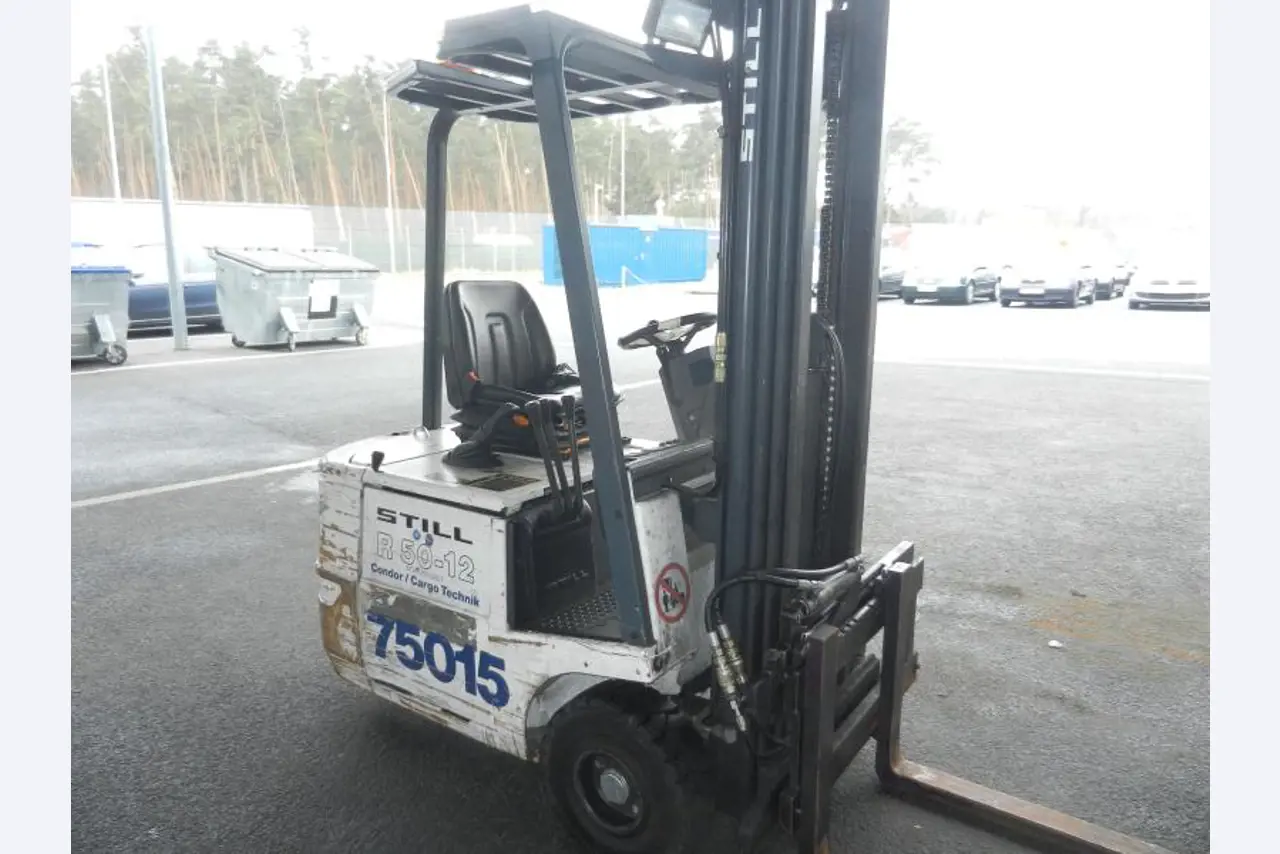 Gepflegte Flurförderfahrzeuge-3