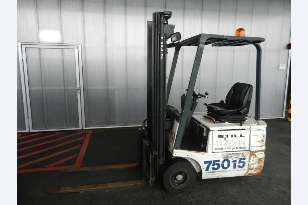 Gepflegte Flurförderfahrzeuge-1