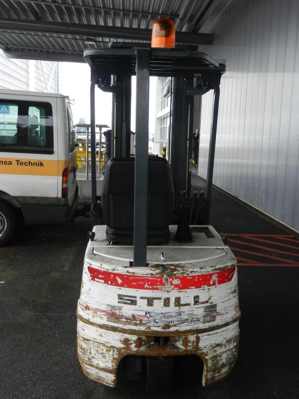 Gepflegte Flurförderfahrzeuge-4