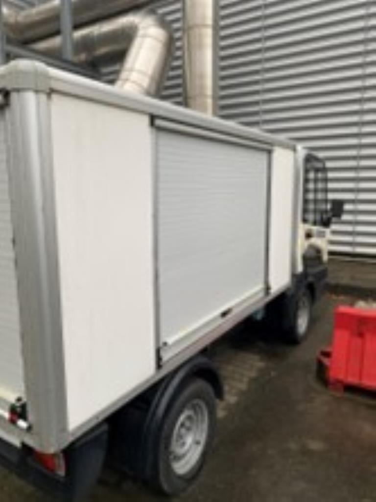 Gepflegte Flurförderfahrzeuge-6