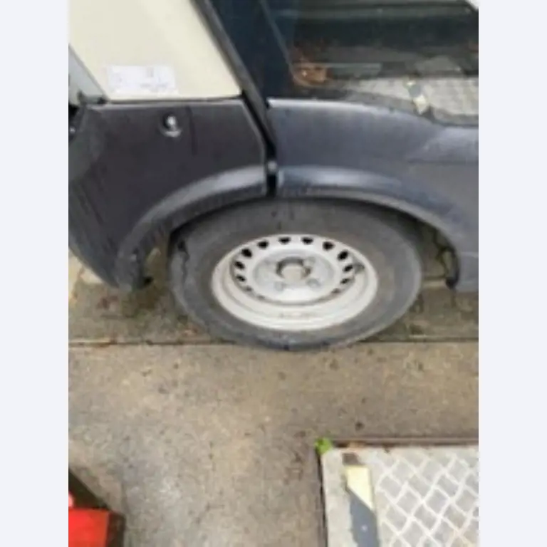 Gepflegte Flurförderfahrzeuge-7