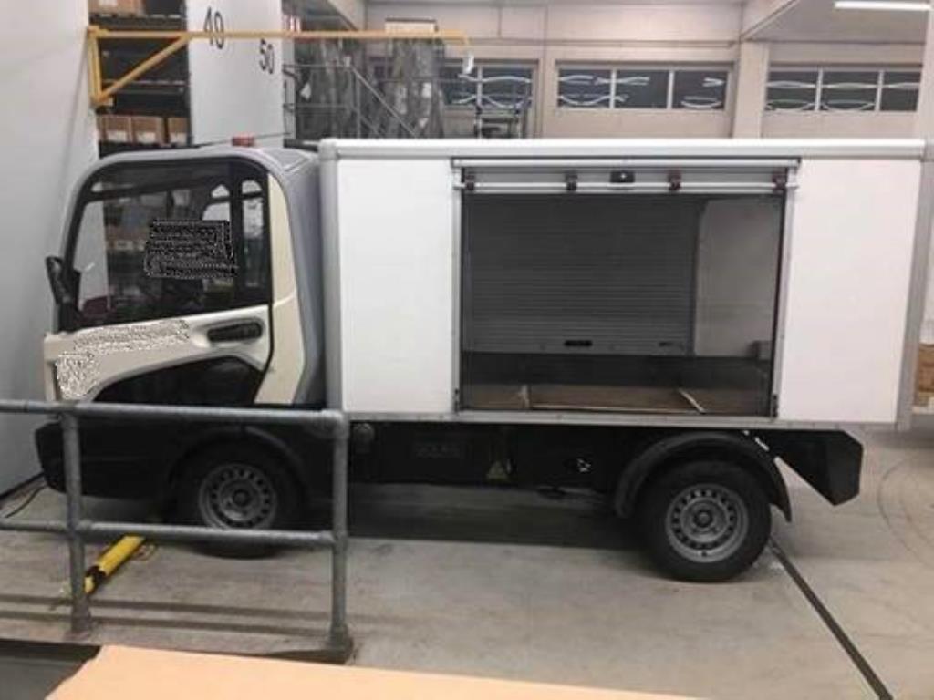 Gepflegte Flurförderfahrzeuge-1