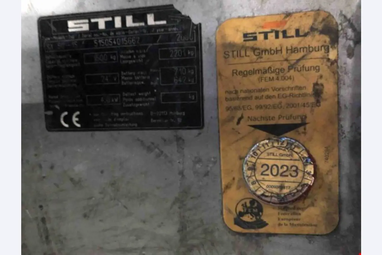 used forklifts and lifting devices-5