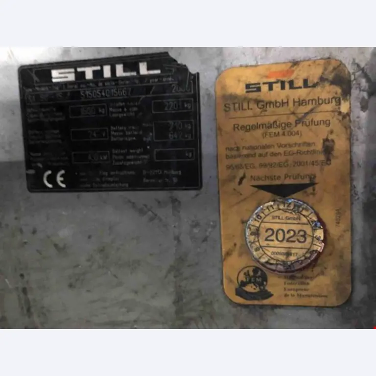 used forklifts and lifting devices-5