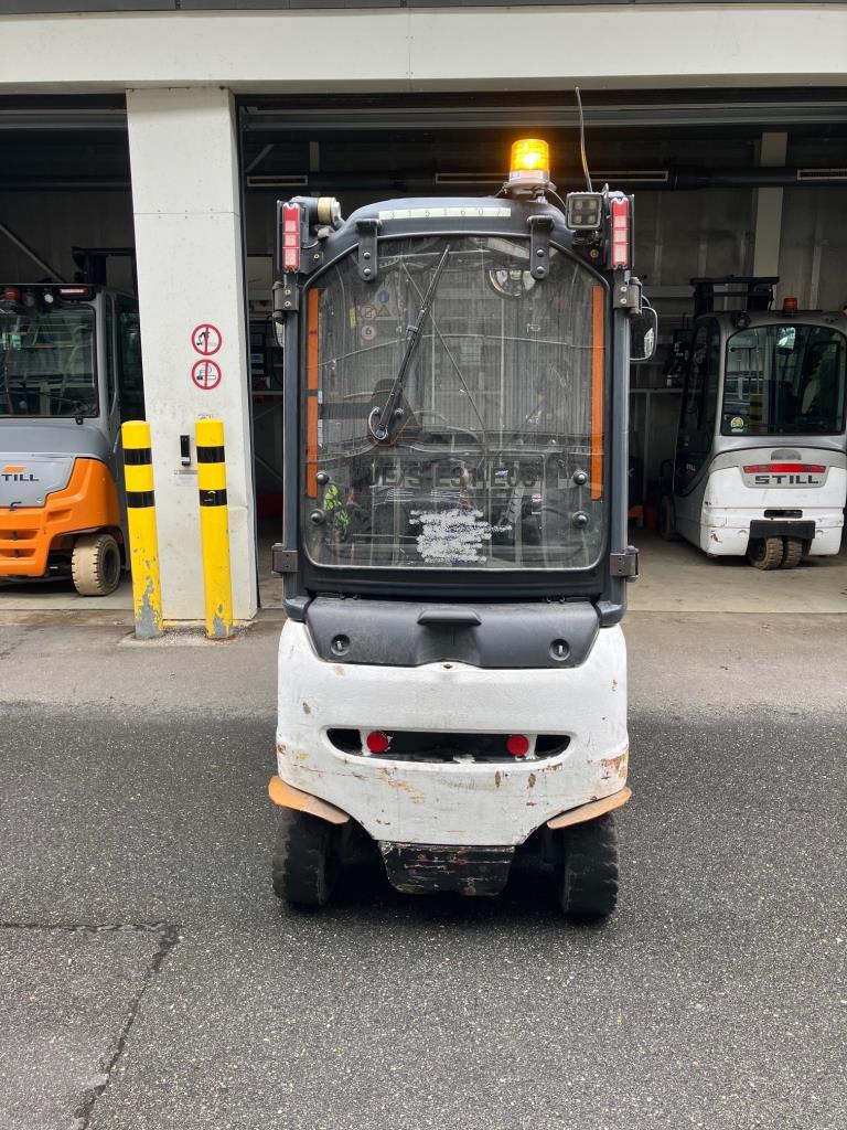 Gepflegte Flurförderfahrzeuge-3